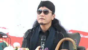 gus miftah