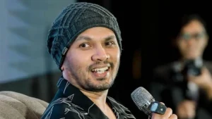 Ustadz Hanan Attaki: Inspirator Hijrah Milenial yang Selalu Update