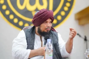 Ustadz Derry Sulaiman: Dari Dunia Musik hingga Dakwah yang Menyentuh Hati