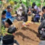 Berdoa di Pemakaman Menurut Islam, Ini Adab dan Penjelasan yang Perlu Dipahami
